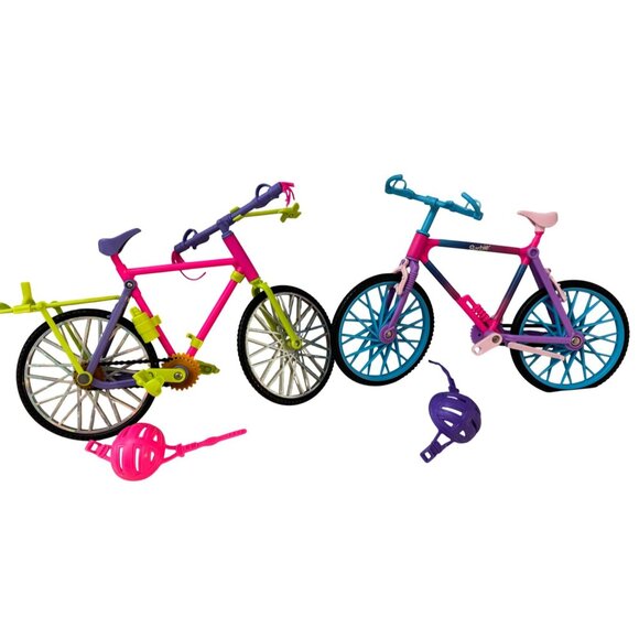 Barbie & Ken Bikin Set Accessories & Colorful Bikes 1995 - Picture 6 of 8